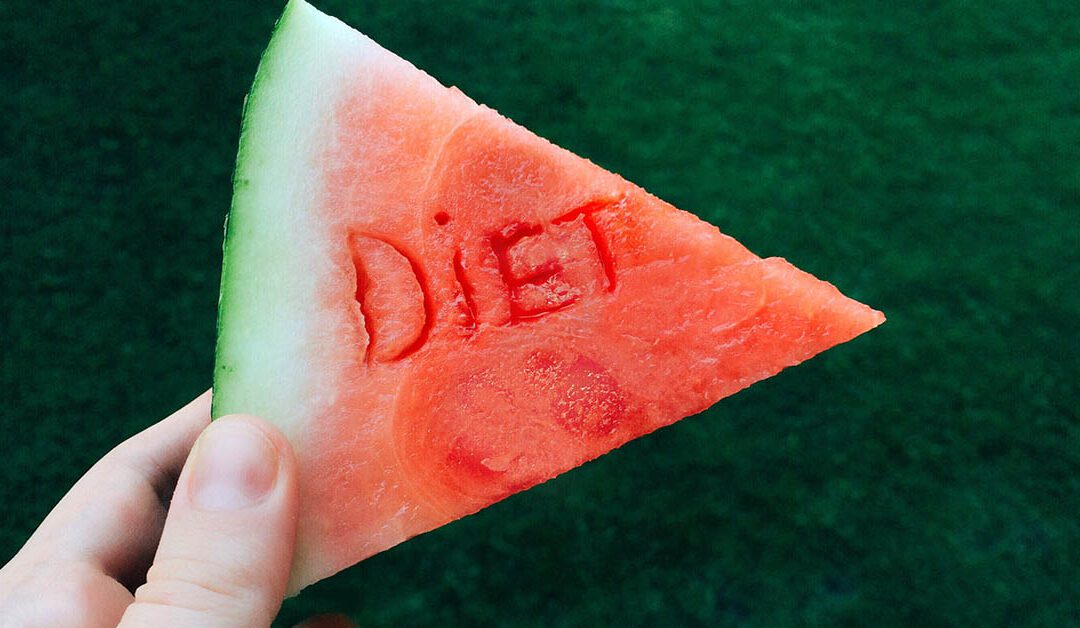 8 Tips to Keep Your Diet on Track During Off-Season